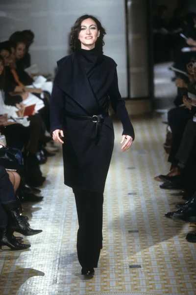 Look 4